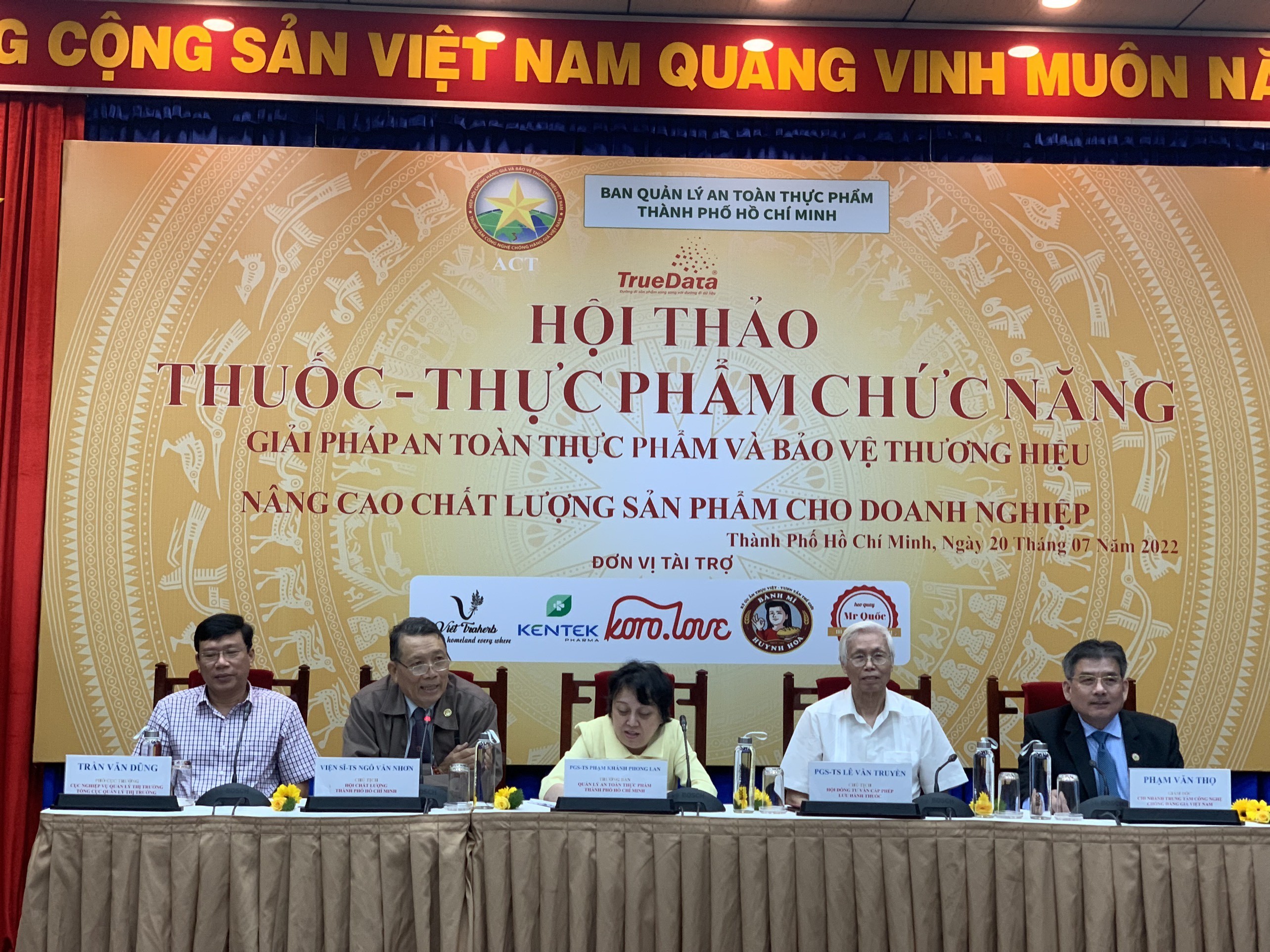 thuoc-gia-thuc-pham-chuc-nang-gia-de-doa-tinh-mang-cua-con-nguoi-3-1673426121.jpg